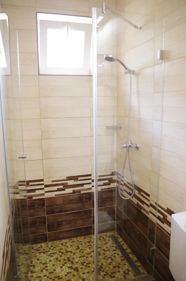 Aranyhal Apartman Hévíz المظهر الخارجي الصورة